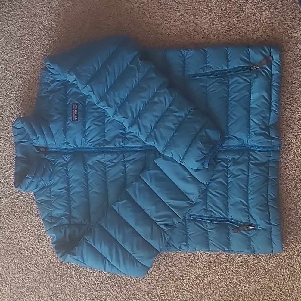 Boy's Patagonia down sweater jacket